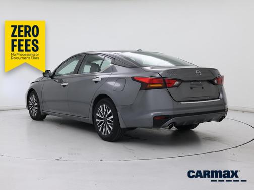 Gray 2023 Nissan Altima SV
