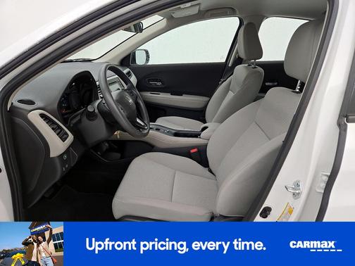 White 2021 Honda HR-V LX