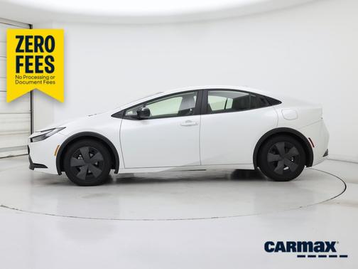 White 2025 Toyota Prius LE
