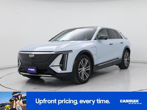 2024 Cadillac LYRIQ Luxury 2