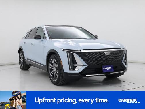 2024 Cadillac LYRIQ Luxury 2