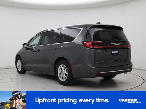 Gray 2023 Chrysler Pacifica Touring L