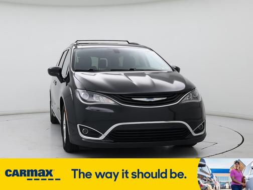 2018 Chrysler Pacifica Hybrid Touring L
