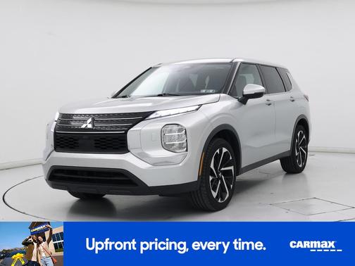 2022 Mitsubishi Outlander ES