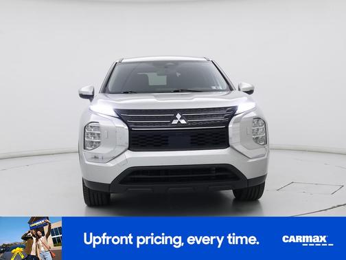 2022 Mitsubishi Outlander ES