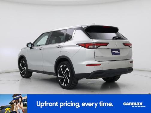 2022 Mitsubishi Outlander ES