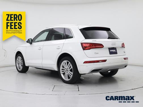 White 2018 Audi Q5 Prestige