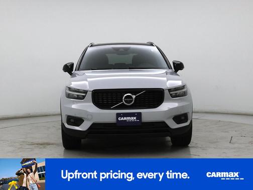 2021 Volvo XC40 T5 R-Design