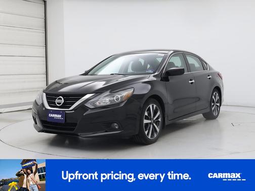 Black 2017 Nissan Altima SR