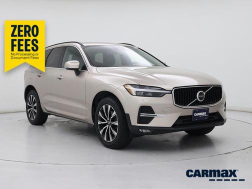 Tan 2023 Volvo XC60 B5 Core