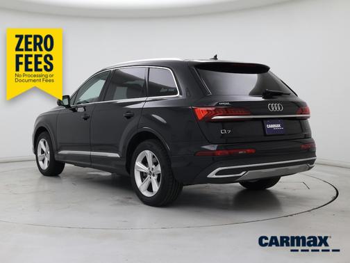 Black 2022 Audi Q7 Premium