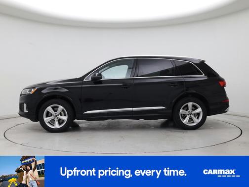 Black 2022 Audi Q7 Premium