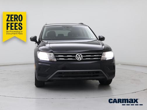 Black 2019 Volkswagen Tiguan SE