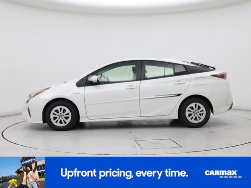 Pearl 2016 Toyota Prius Two