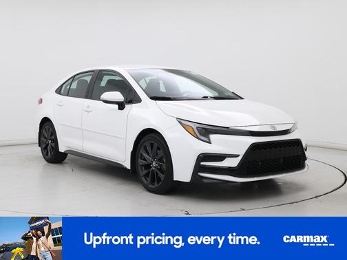 White 2024 Toyota Corolla SE