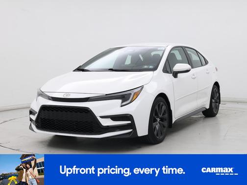 White 2024 Toyota Corolla SE