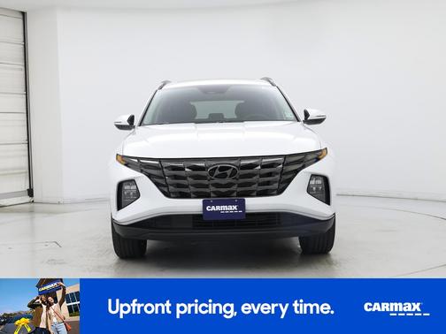 White 2022 Hyundai TUCSON SEL