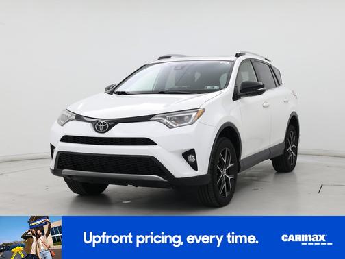 White 2017 Toyota RAV4 SE