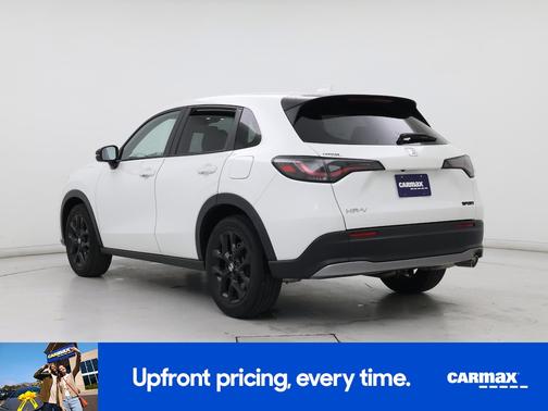 White 2023 Honda HR-V Sport