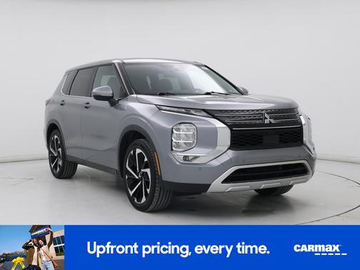 Gray 2024 Mitsubishi Outlander SE