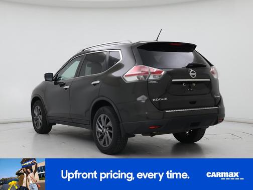 Green 2016 Nissan Rogue SL