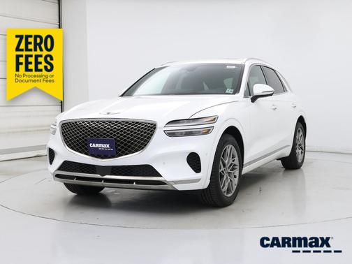 White 2023 Genesis GV70