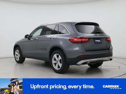 Gray 2018 Mercedes-Benz GLC 300