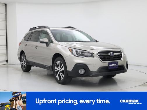 Tan 2018 Subaru Outback 3.6R Limited