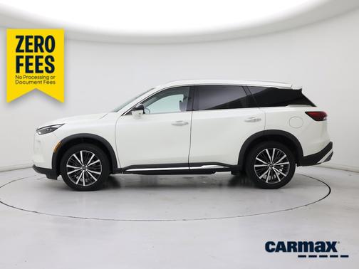 White 2023 INFINITI QX60 Sensory