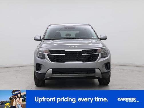 Gray 2025 Kia Seltos LX