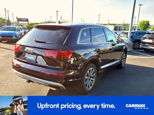 Black 2019 Audi Q7 Prestige