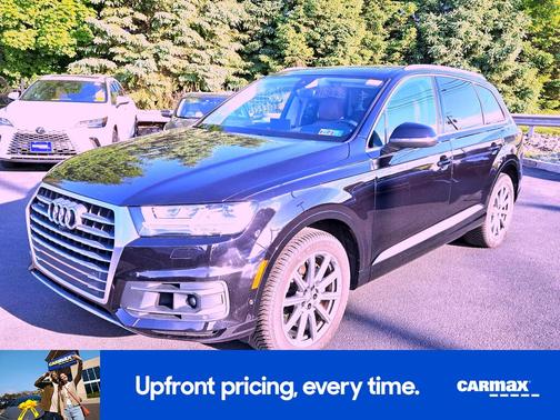 Black 2019 Audi Q7 Prestige