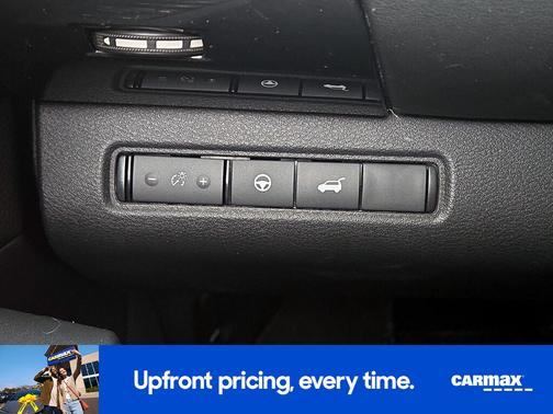 2023 Nissan Pathfinder SV