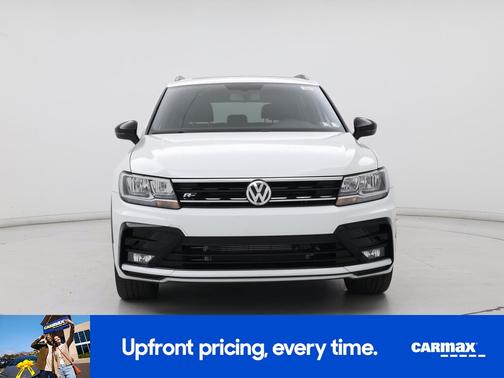 White 2021 Volkswagen Tiguan SE R-Line Black