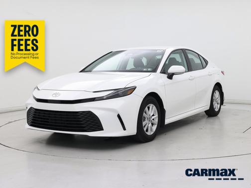 White 2025 Toyota Camry LE