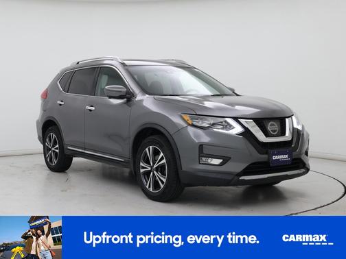 Gray 2017 Nissan Rogue SL