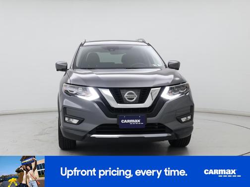 Gray 2017 Nissan Rogue SL