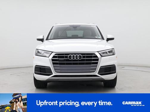 White 2018 Audi Q5 Premium Plus