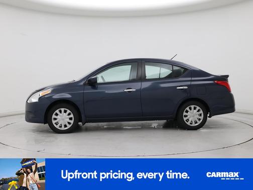 Green 2017 Nissan Versa SV