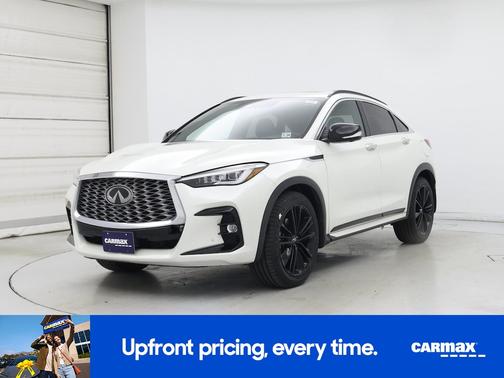White 2022 INFINITI QX55 Essential