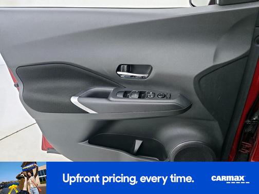 Red 2023 Nissan Kicks SV