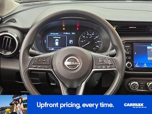 Red 2023 Nissan Kicks SV