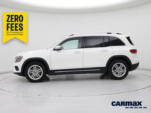 White 2022 Mercedes-Benz GLB 250