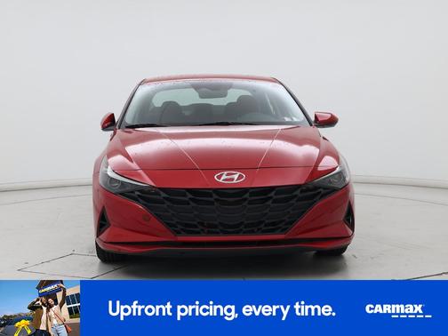 Red 2021 Hyundai ELANTRA SE
