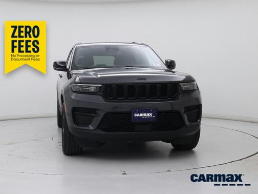 Gray 2023 Jeep Grand Cherokee Altitude X