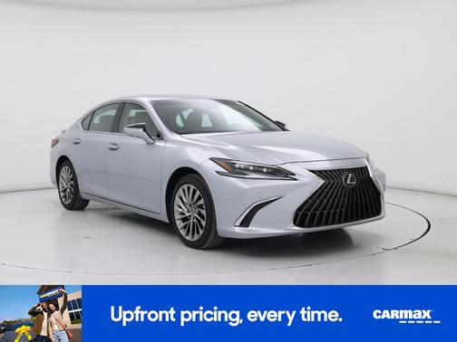 2025 Lexus ES 300h Ultra Luxury