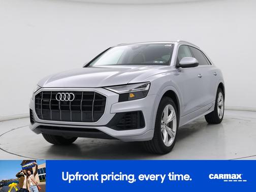 2022 Audi Q8 Premium