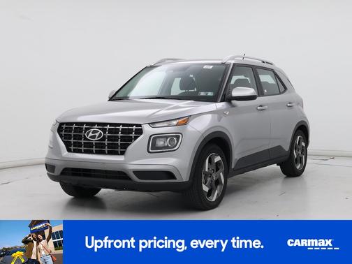 Silver 2023 Hyundai VENUE SEL