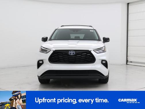 2024 Toyota Highlander Hybrid LE Nightshade