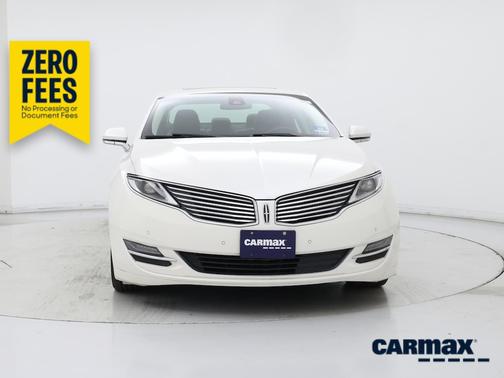 White 2015 Lincoln MKZ